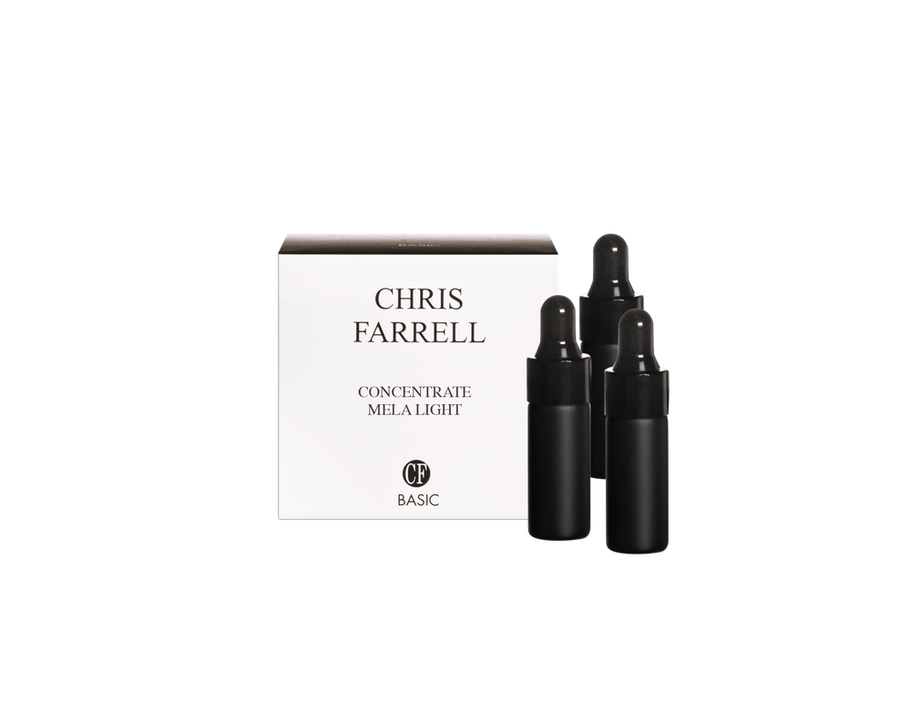Drei schwarze Tropfflaschen neben einer weißen Chris Farrell Concentrate Mela Light Hautpflegeproduktbox.
